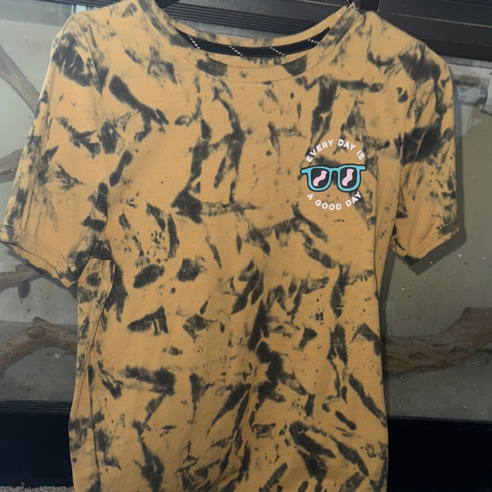 Stylish Kids Graphic Tee in Yellow and Black